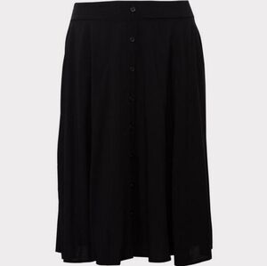 Torrid challis button front black skirt